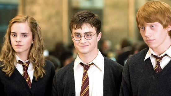 Mesmo que a saga tenha terminado, os laços com o mundo de Harry Potter seguem fortes. - (Imagem: Reprodução/Warner Bros.)