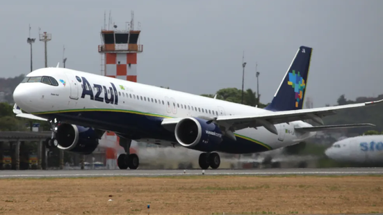 A Azul poderá continuar operando normalmente enquanto ajusta sua estrutura financeira. - Foto: Azul Linhas Aéreas/Divulgação