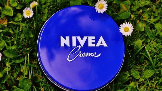 A composição do creme inclui ingredientes clássicos. - (Imagem: Pexels)