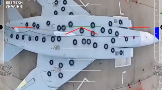 O ataque causou danos irreparáveis ao arsenal aéreo do rival, mas a Rússia tentou se proteger. - Foto: Reprodução