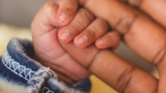 No entanto, a mãe teve dificuldades para registrar o nome da filha em cartório. - Foto: Unsplash