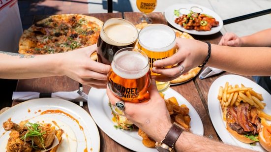 Para o executivo, essa atratividade do mercado nacional acontece porque o brasileiro ama a cerveja. - Foto: Unsplash