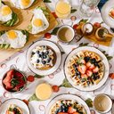 O consumo em massa de comidas ricas em açúcares pode causar vários danos. - Foto: Unsplash