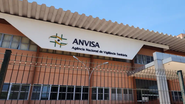 O medicamento é facilmente encontrado em mercados e farmácias, além da internet. - Foto: Rafa Neddermeyer/Agência Brasil