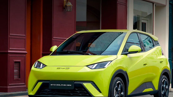 A BYD reduziu em R$ 2,8 mil os preços da linha 2026 do Dolphin Mini. - Foto: Divulgação BYD