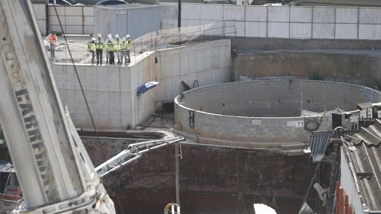 Em cinco anos, muitas obras podem ser parcialmente finalizadas, já permitindo a entrada de passageiros. - Foto: Paulo Pinto/Agência Brasil