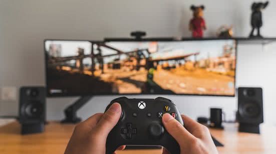 Os jogos do Game Pass chegam apenas para assinantes de pacotes específicos. - Foto: Unsplash