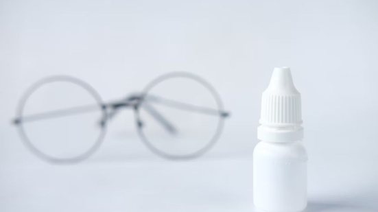 Essa é a primeira solução oftalmica à base de aceclidina aprovado pela FDA. - Foto: Unsplash