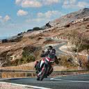 A Ducati Multistrada V4S oferece boa dirigibilidade nas estradas mais acidentadas. - Foto: Divulgação Ducati