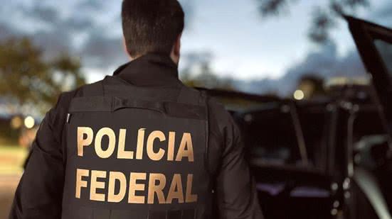 Foragido, ele foi localizado em um hotel nas proximidades do Aeroporto de Congonhas. - Foto: Divulgação Polícia Federal