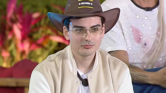 Imagem Dudu Camargo será expulso de "A Fazenda 17"? Galisteu responde
