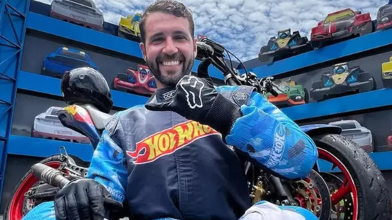 Reprodução/Instagram/@lurrique_stuntrider