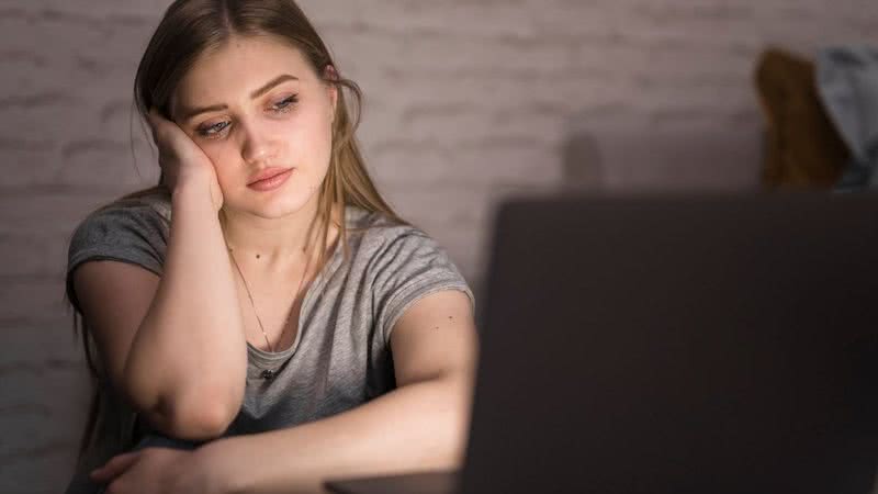 Violência digital contra mulheres dispara em SP, escancara misoginia e desafia autoridades