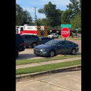 Homem invade casas e mata oito crianças