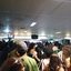 Estação República cheia durante Virada Cultural em São Paulo