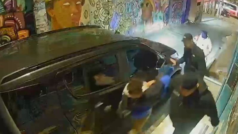 Polícia prende suspeito de usar falsa viatura com giroflex em sequestro na Zona Leste de SP
