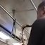 Saxofonista em apresentação durante metrô - Foto: Reprodução
