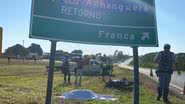 Homem morre ao bater de moto contra placa em rodovia - Foto: Paulo Cruz/Artplay