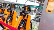 Fiscalização da CET verifica o cumprimento das regras de circulação para bicicletas elétricas - Foto: Divulgação/PMSP