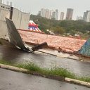 Temporal destelhou escola e exigiu mudança no local de votação - Foto: Reprodução/Defesa Civil SP
