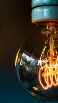 7 dicas para economizar na conta de luz durante o calor