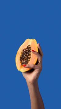 Confira 5 formas de aproveitar o caroço do mamão