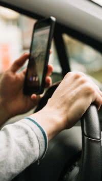 Motoristas de app fazem sucesso tendo relações com clientes; veja como funciona