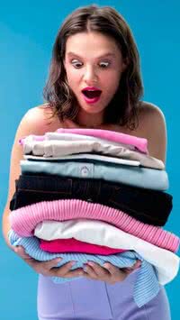 Saiba como eliminar pelos das roupas com truque simples
