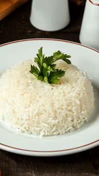 Arroz soltinho todo dia? Descubra o truque infalível!