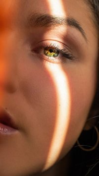 Como funciona a cirurgia de mudança de cor dos olhos?