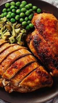 Excesso de proteína pode fazer mal? Entenda os riscos