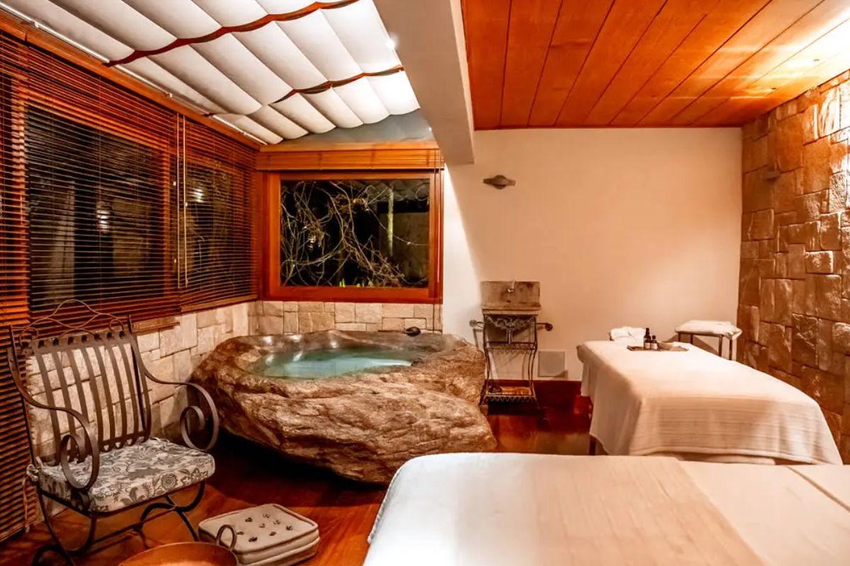 Toriba Hotel