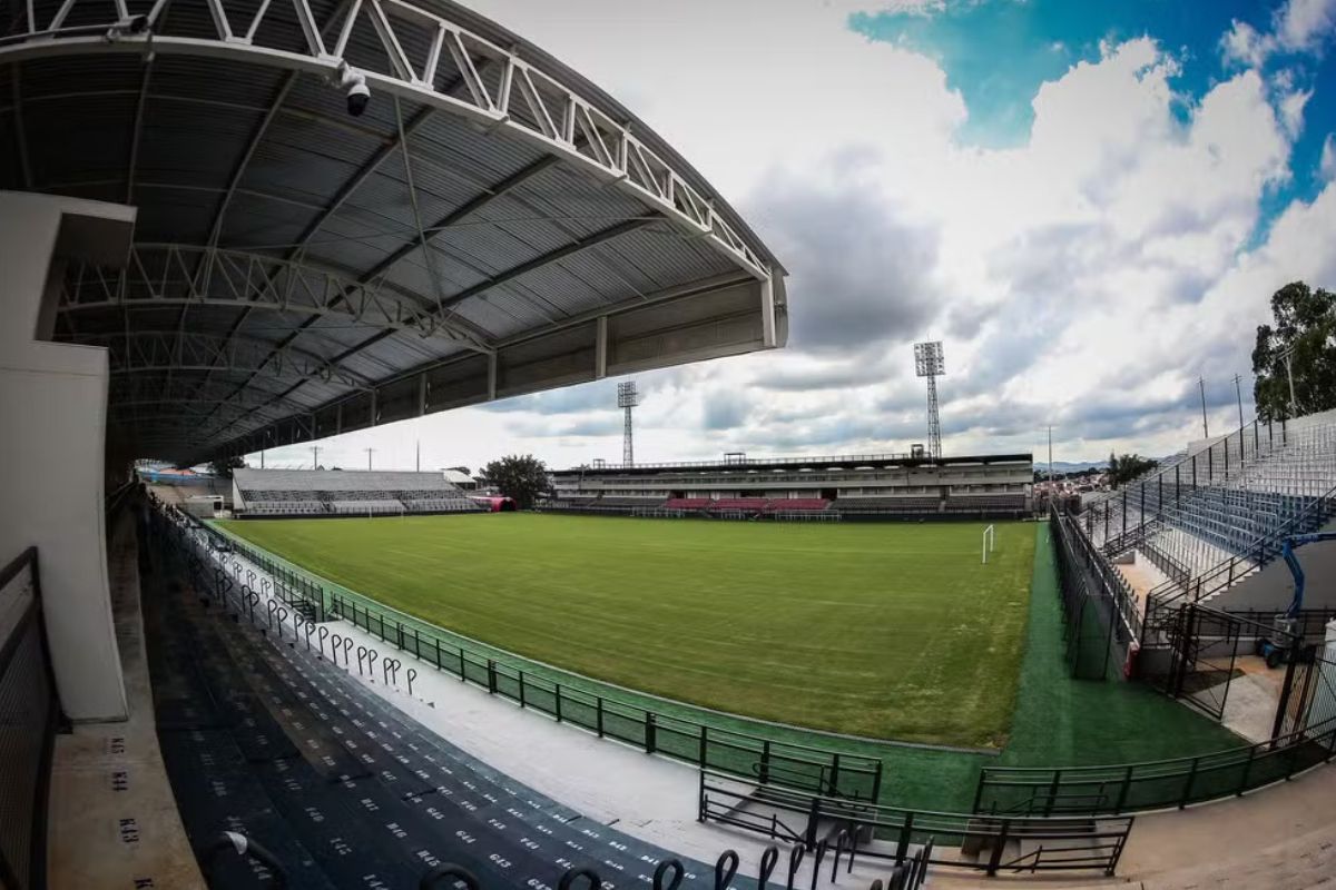 Estádio Cícero de Souza Marques