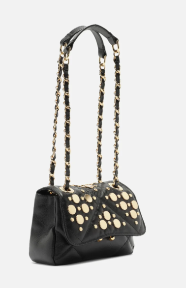 bolsa com tachas metálicas