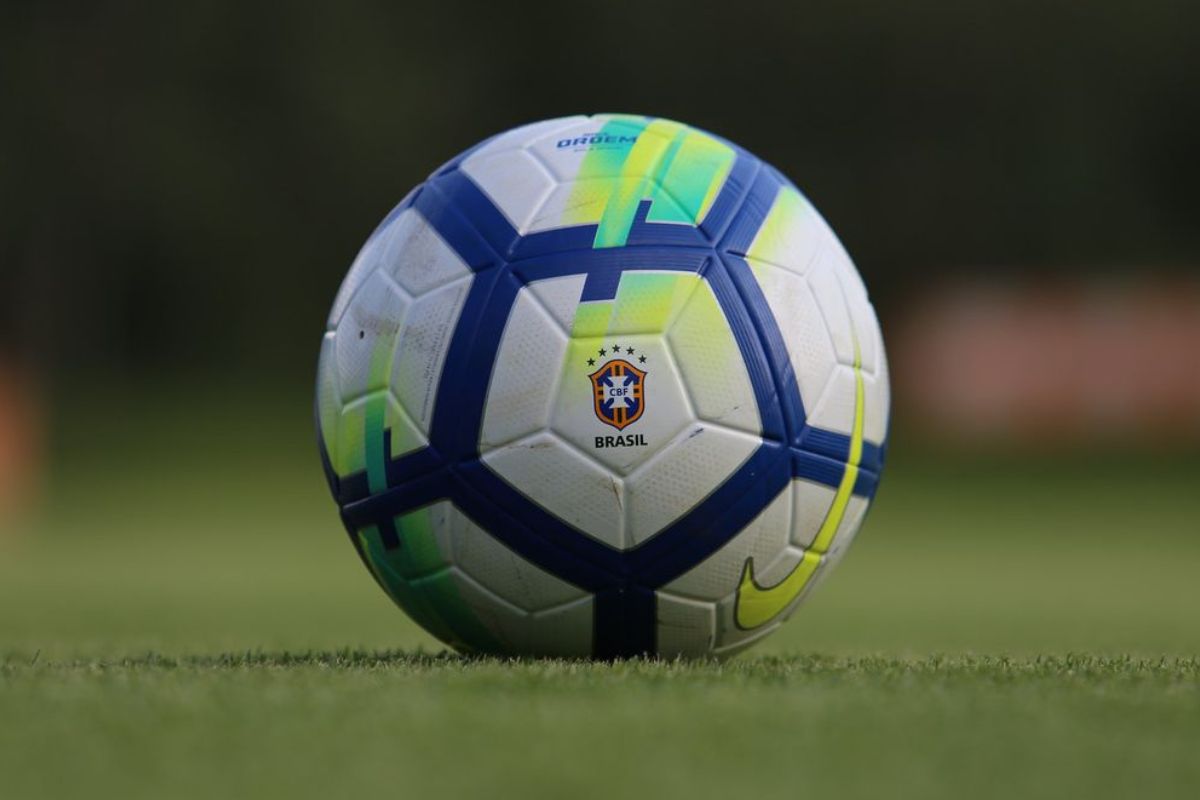 Bola de futebol