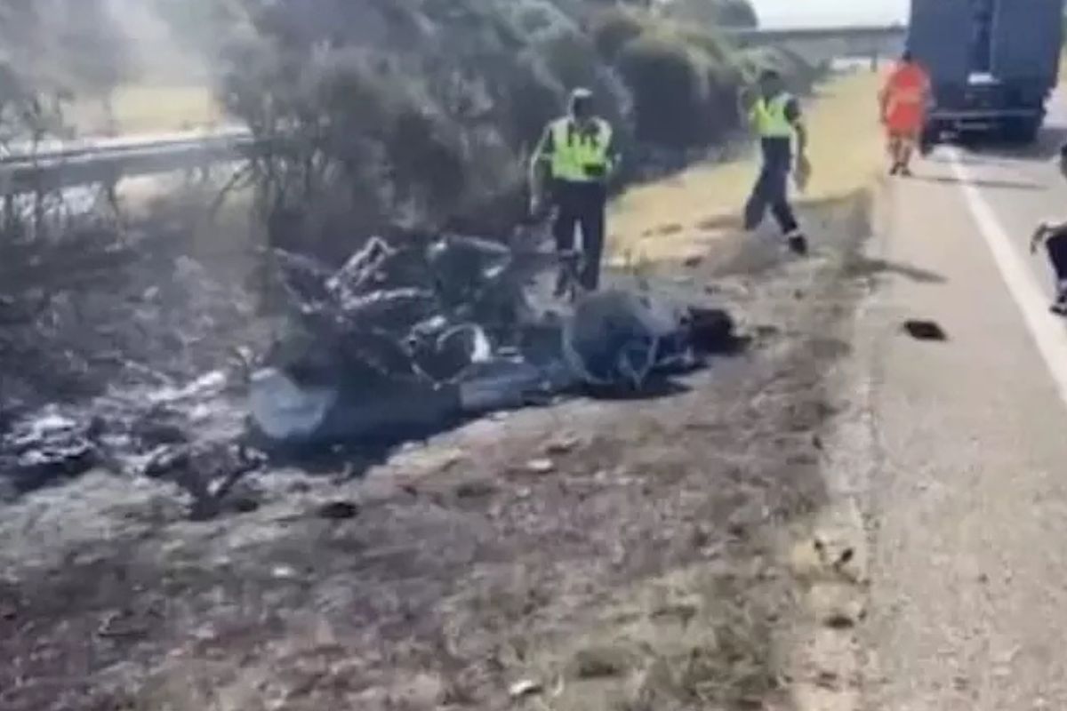 Carro onde estava Diogo Jota e o irmão