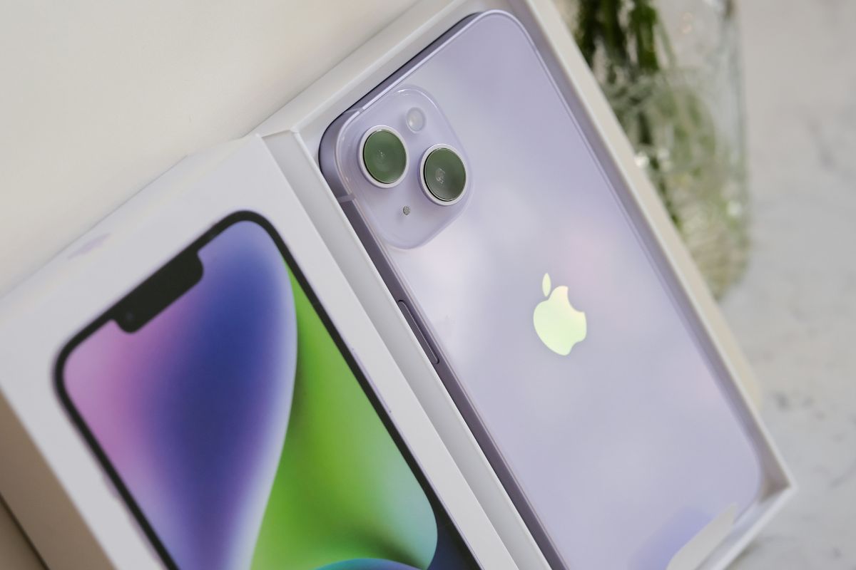 iPhone 14