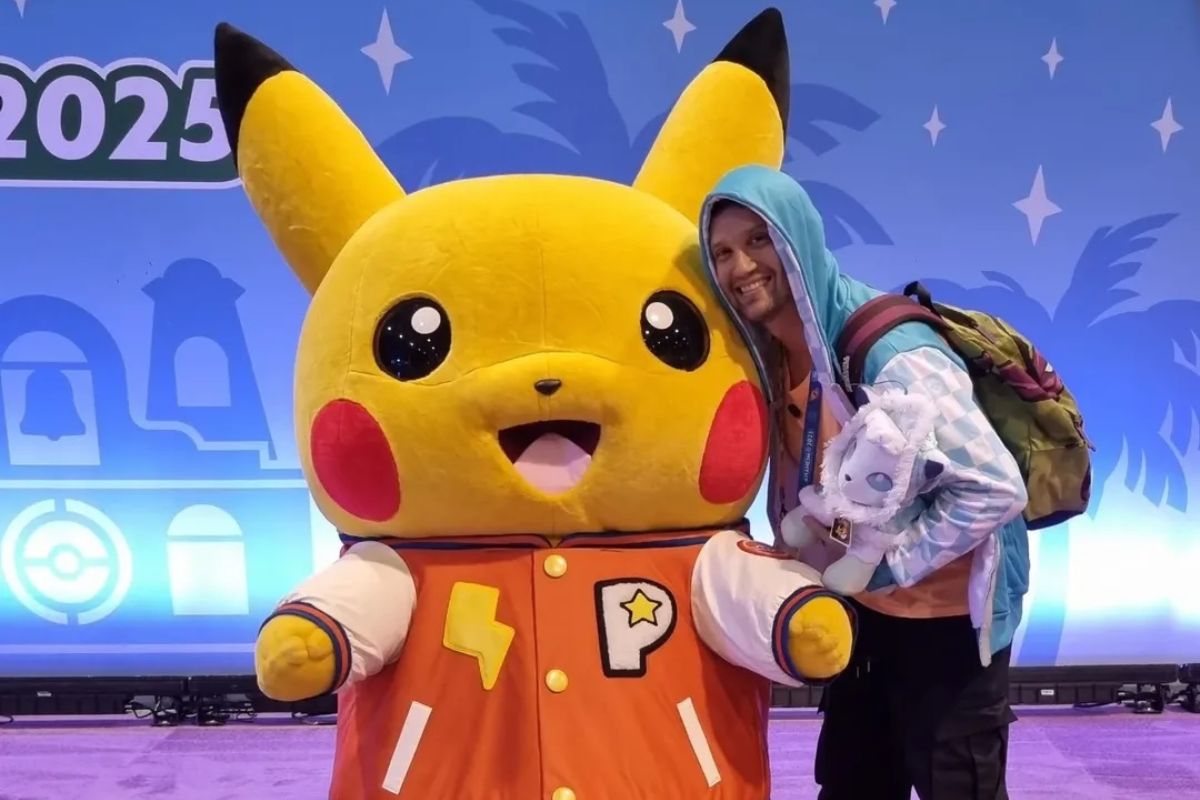 João Paulo Manoel, conhecido como "Capitão Hunter", em competição oficial de Pokémon, nos Estados Unidos. Foto: Reprodução/Instagram @capitaohunter.