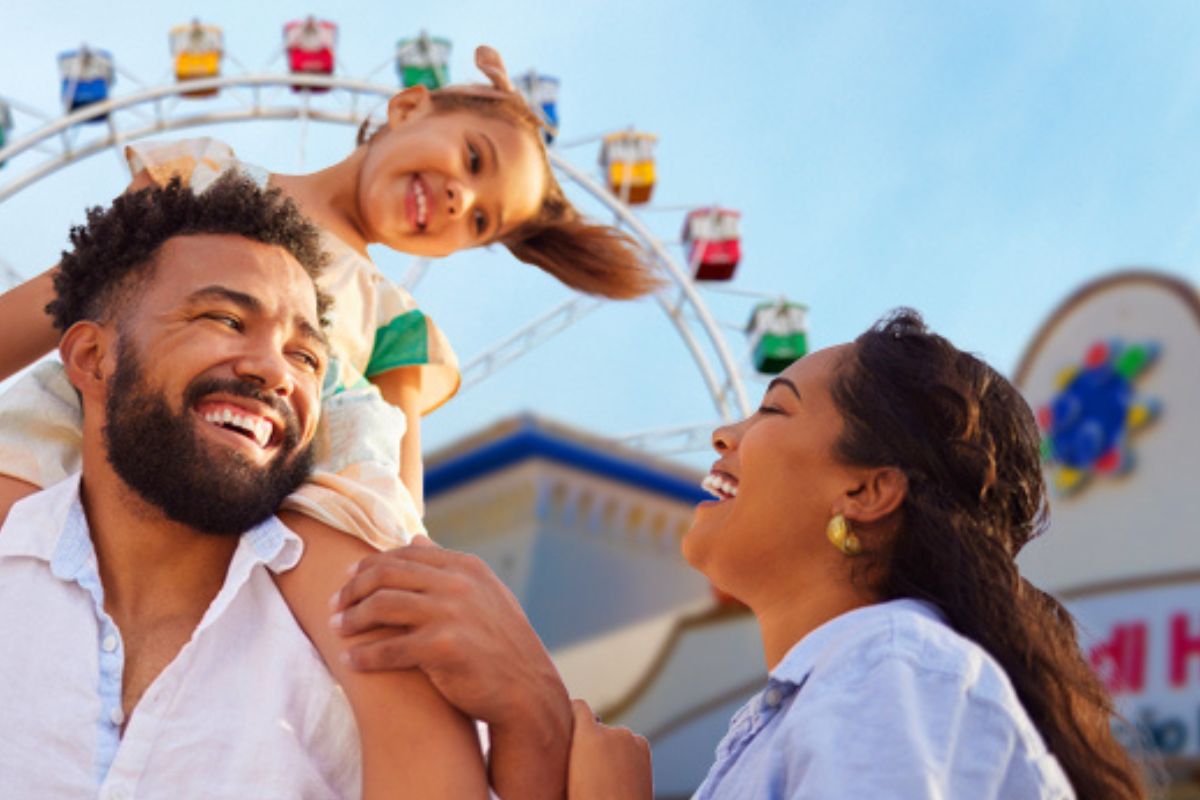 Família no Hopi Hari