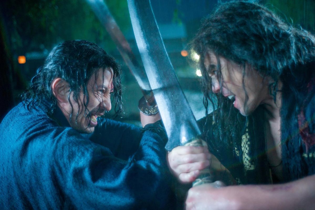 Bukotsu Kanjiya (Hideaki Itô) e Shujiro Saga (Junichi Okada) em disputa durante a competição Kodoku. Foto: Reprodução/IMDB.