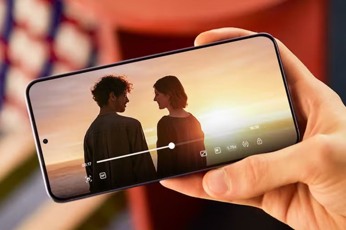 Tela AMOLED de 120 Hz do Galaxy S24. Foto: Divulgação/Samsung.