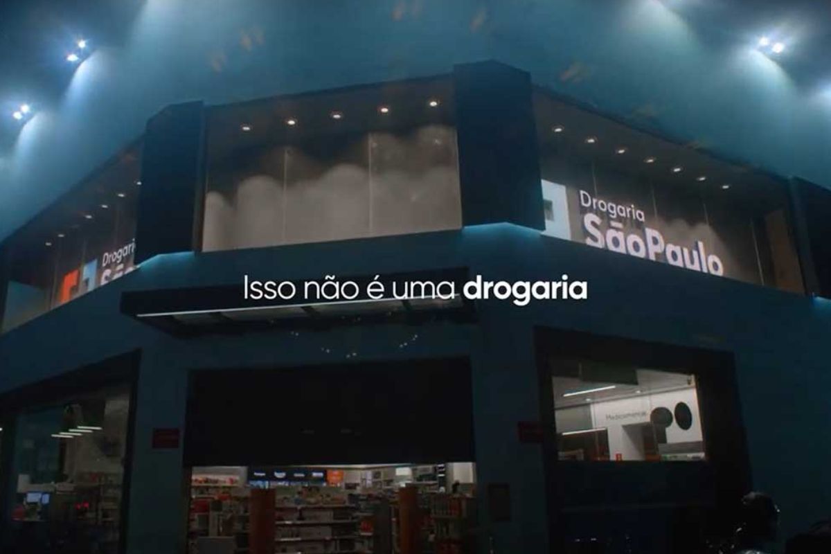 Campanha da Drogaria São Paulo contra a violência noturna