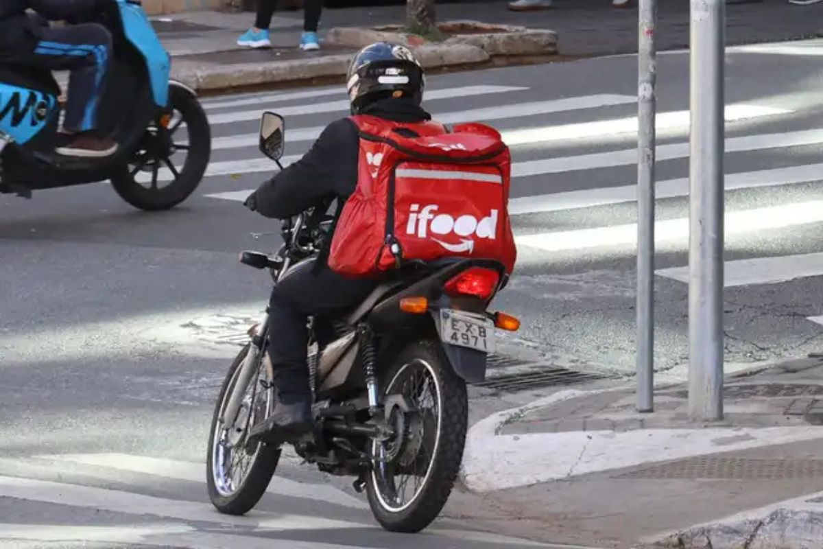 Entregador do iFood