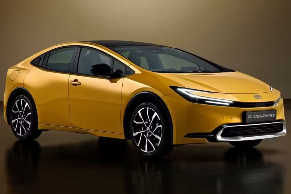 Nova picape da Toyota terá a base elétrica do Prius Plug-in Hybrid. Foto: Divulgação/Toyota.