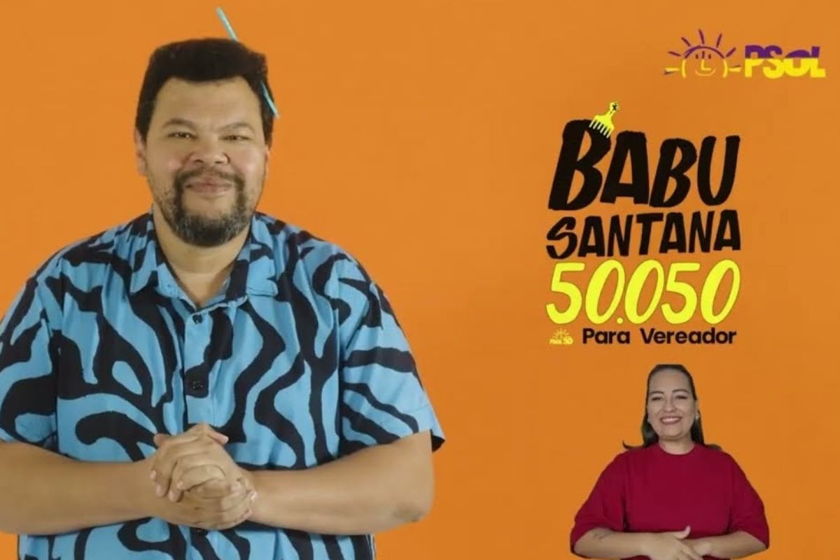 Babu Santana durante propaganda eleitoral para o PSOL