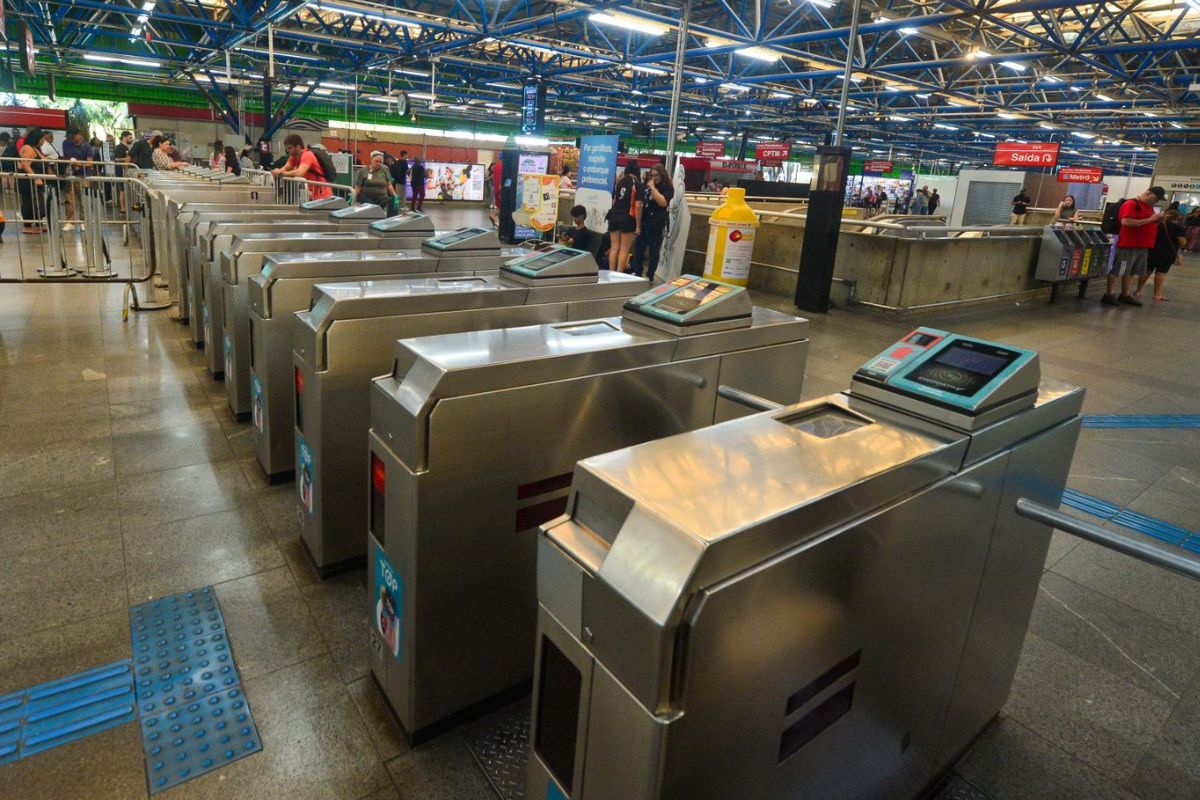 Bilheteria de estação (Metrô/CPTM)
