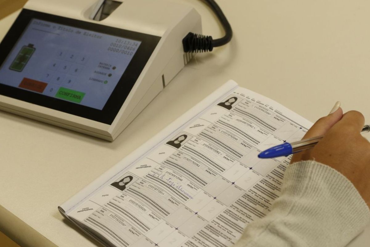 Mesário voluntário