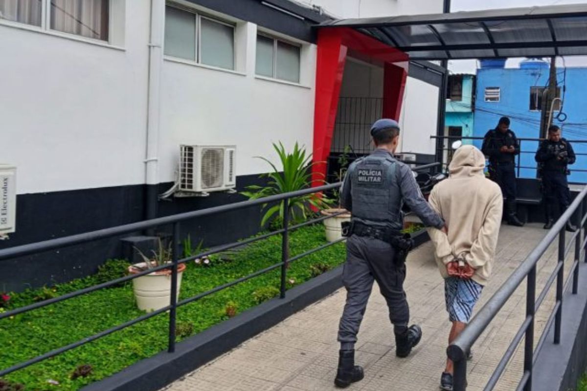 policia apreende droga sp