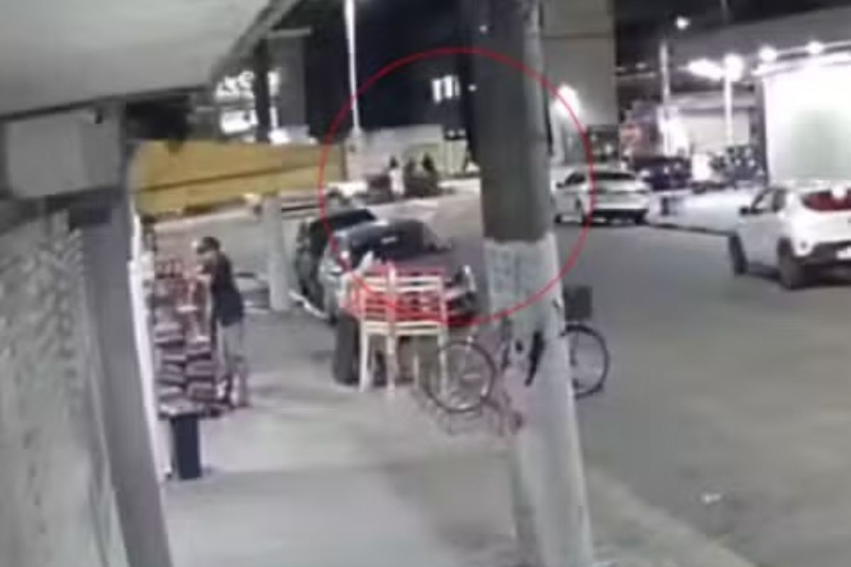 Adolescente morre após ser atropelado e arremessado em Santos