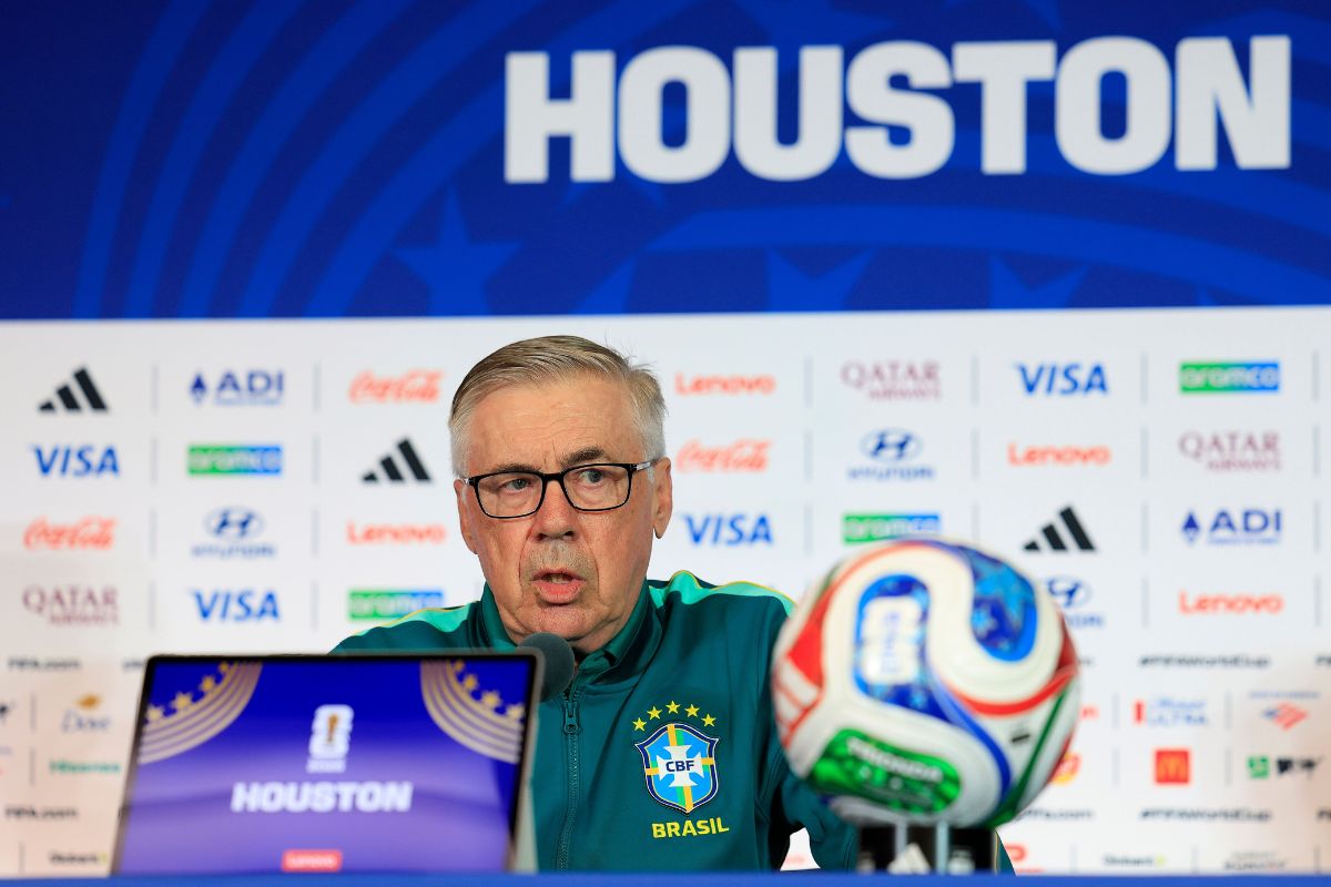 Técnico do time brasileiro disse que time precisa de "mente, coração e ideia clara"